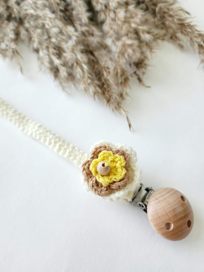Crochet Flower Cream Pacifier Clip