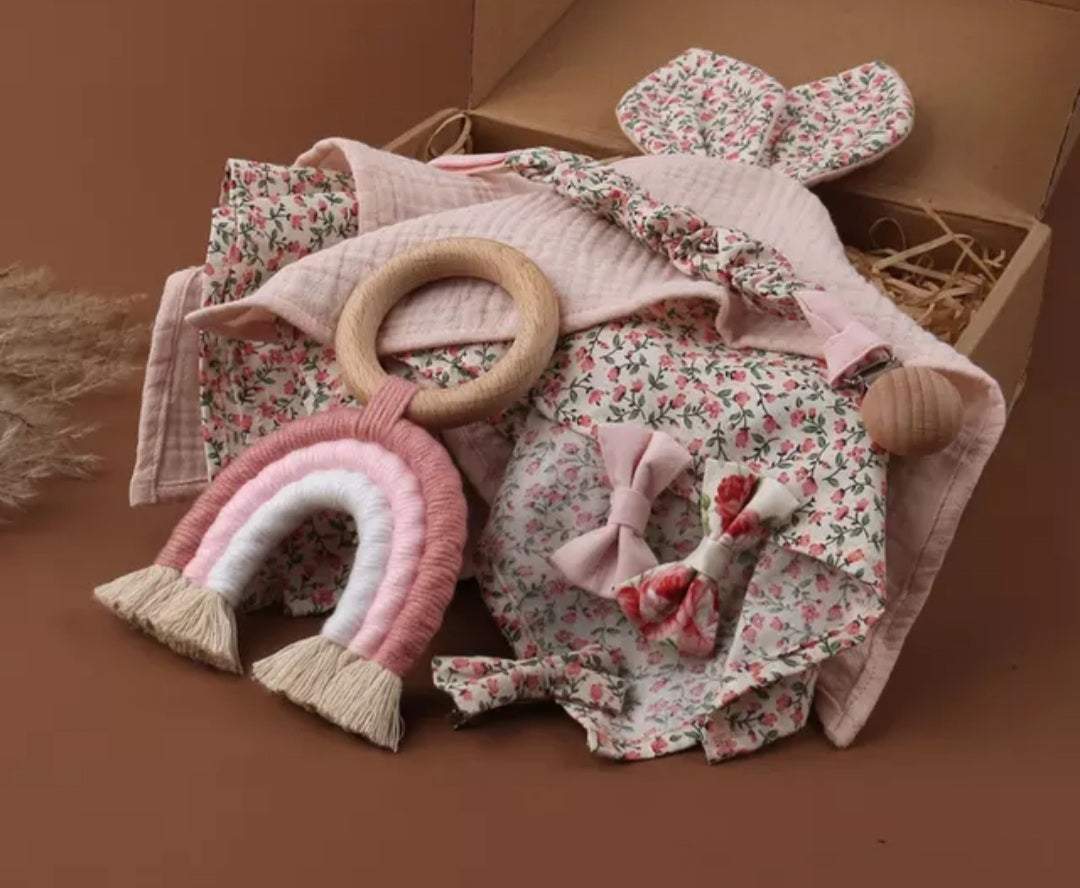 Pretty Pink Floral Comforter Set | Image 1