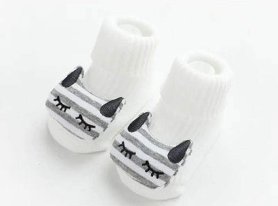 White Cat Socks | Little Giggles