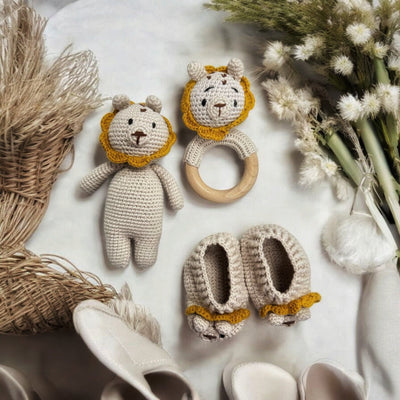 Lion Crochet Gift Set