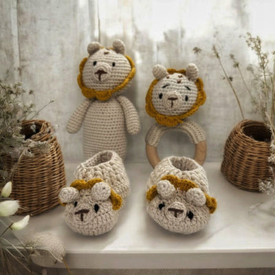 Lion Crochet Gift Set