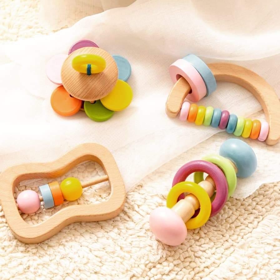 Jerry the Giraffe Toy Set | Image 2