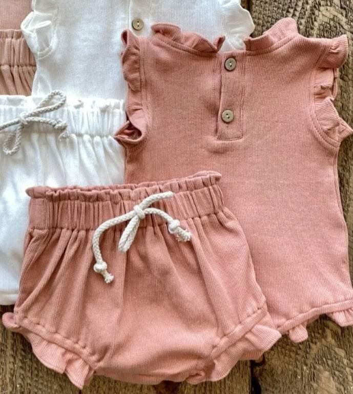 Amy Bloomer Set